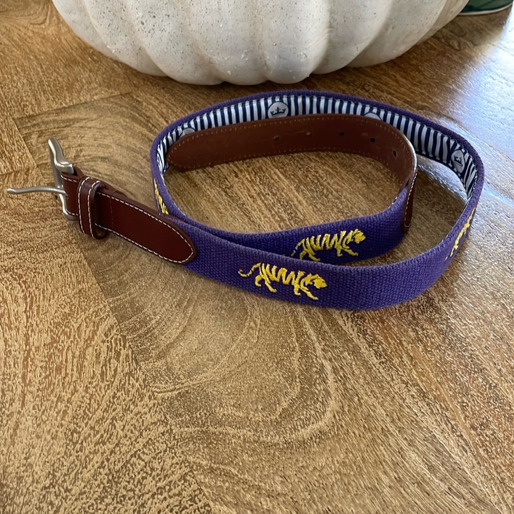 Peter Millar Louisiana State University LSU Belt in perfect condition Size 40
